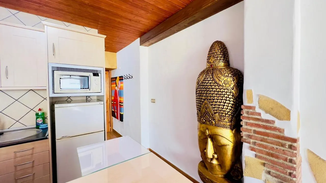 Estudio Buddha En El Centro De Nerja - South Costa Apartment