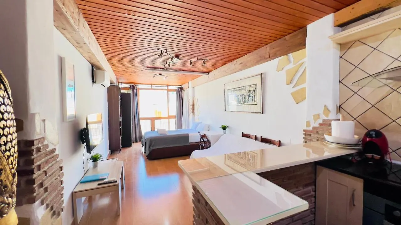 Estudio Buddha En El Centro De Nerja - South Costa Apartment 0*,